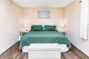 Convenient to campus and The Square